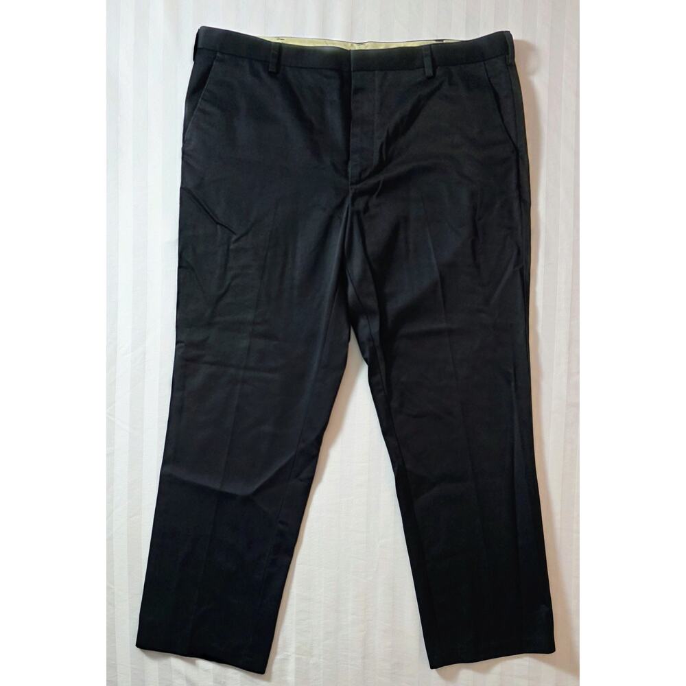 Dockers Men's 42x32 Black Classic Fit Flat Front Chino Dress Pants 100% Cotton